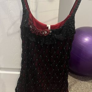 Like new tank with red liners